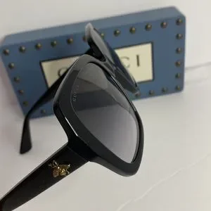 Gucci | Accessories | New Gucci Gg096s 00 54 Ladies  display picture 3
